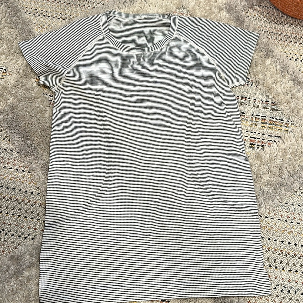 Lululemon stripped shirt